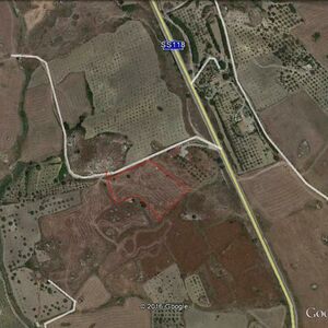 Land in Sicily - Paneesha Cda Savarini