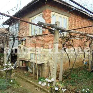 House including shop and cafe in village near Veliko Tarnovo