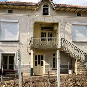 House with 4 bedrooms and 1 bathroom near Veliko Tarnovo