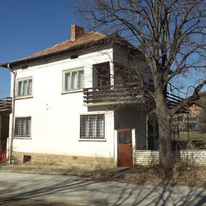 Rural house with plot of land & nice views 110 km from Sofia