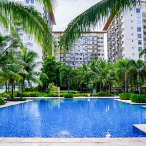 Resort type condo EAST BAY RESIDENCES Sucat Alabang 