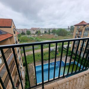 Pool view 1-bedroom apartment in Sunny View South