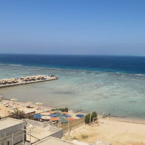 Chalet for Sale 41m² with stunning Sea Pool View