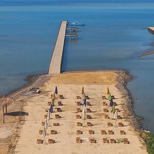 Sea View One bedroom apartment in Balkan at Ahyaa