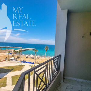Sea and pool view 1 bed for sale in Juliana Beach Resort