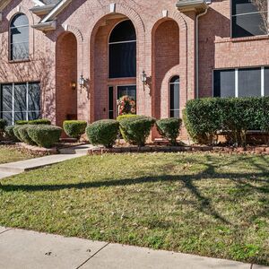Beautiful 5 bedroom 3.5 bath Home in lovely Mansfield,TX 