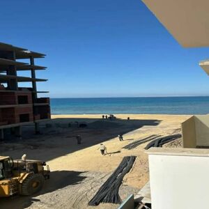 1-Bedroomn Beachfront Apartment In Oro Beach Resort 