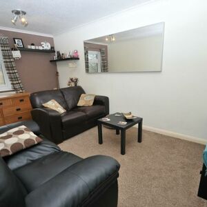 COMFORTABLE ONE BEDROOM FLAT IN BRISTOL