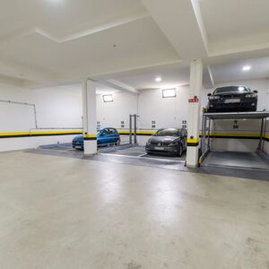 Sale of 5 garage spaces Belgrade-Vozdovac