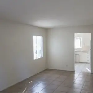 Cozy 700 sq. ft. apartment. 1 Bedroom