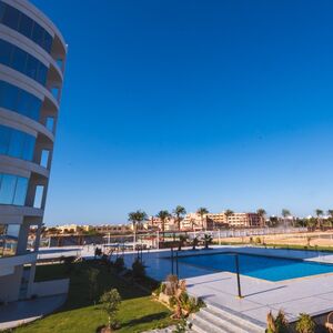 60m² Studio with Sea View – Ready to Move 