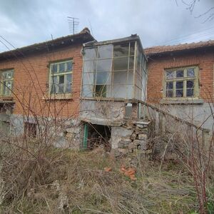 Two-storey house 15 minutes from the town of Elhovo Pay Mont