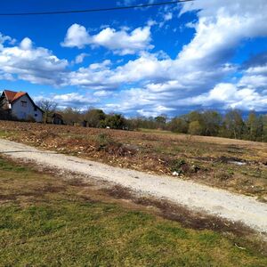 Land for sale in Cacak-Moisinje