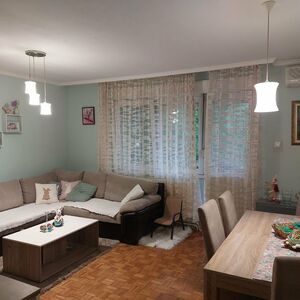 Excellent three-room apartment in Becej