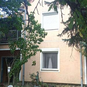 House in the weekend settlement Cortanovci