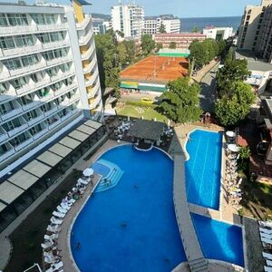 1-Bedroom Apartment Grand Hotel Nirvana, Sunny Beach