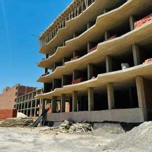 1-Bedroom Pool View Apartment in Hurghada Heights