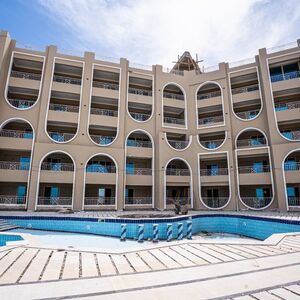 Luxury 63m² Ground Floor Studio with Sea & Pool View 