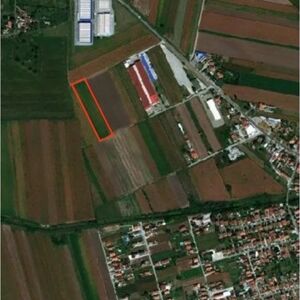 58 ares of land in Stara Pazova