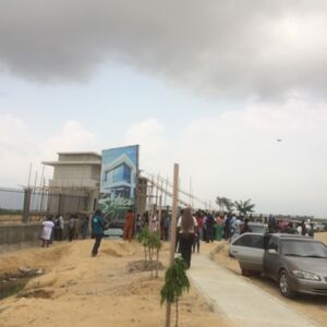 Solace Platinum Estate, Chevron 