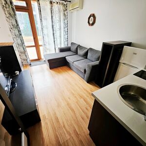 1-Bedroom Apartment with Pool View in Siana 4, Sveti Vlas