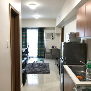Condo Unit For Rent - 42nd Floor (Penthouse 2)  8 Adriatico