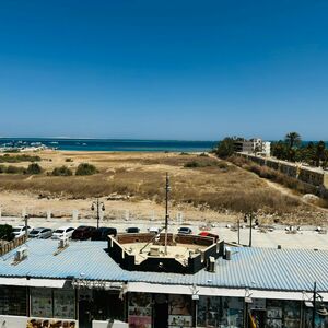 69 sqm Apartment with Pool View in Hurghada Heights