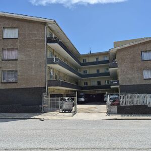 North End – Bargain Buy – R320 000