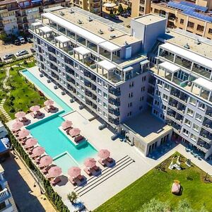 44sq. m. studio with balcony in J’adore Secret Garden