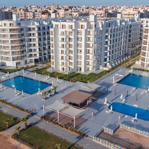 Beachfront Studio Bedroom with sea view in Arabia / Red Sea