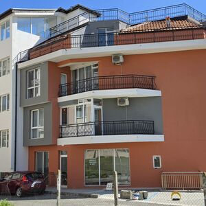 New 1-Bedroom Apartment, No Maintenance Fee, Villa Venezia