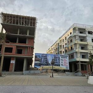 🌊 1BR Apartment Pool View in Promenade