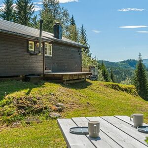 3-Bed Off-Grid Chalet, Sings&aring;s Mountain Views