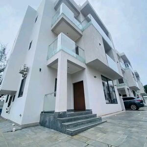 LUXURY 4-BED-TOWNHOUSE TO LET@AIRPORT CITY, GHANA