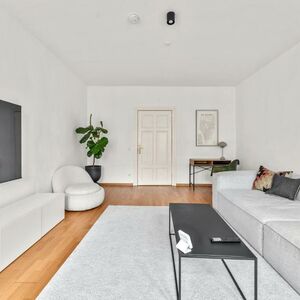 Prime City Center Location: Stylish 120sqm Appartment