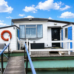 Project with Garden & Huge Potential - Odean  &pound;39,995