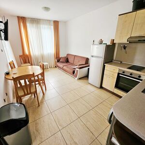 2-Bedroom Apartment with Pool View Sunny Day 3, Sunny Beach