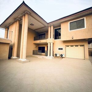 EXECUTIVE4-BEDROOM HOME TO LET@WEST TRASACCO