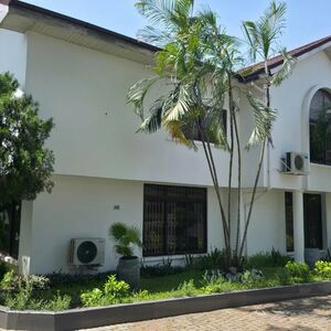 SEMI FURNISHED 4-BEDROOM TOWNHOME TO LET@CANTONMENT, ACCRA
