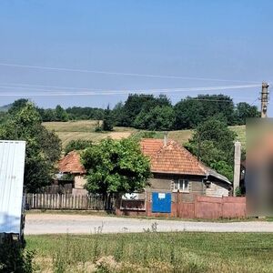 Rural house in Transylvania with 8,000 m&sup2; land