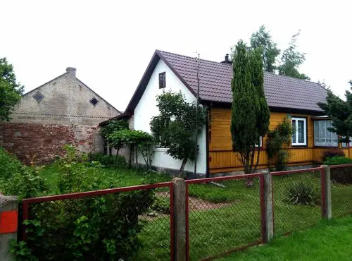 Stable next to house