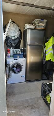 WASHING AND STORAGE AREA