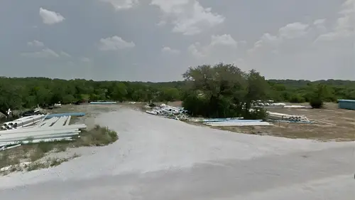 423 S Calvin Barrett, Bla