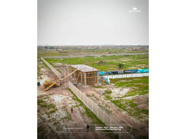 Fencing and gate house 