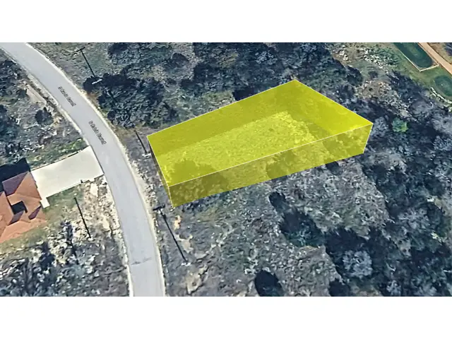 423 S Calvin Barrett, Bla