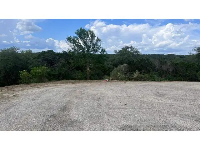 County Road 2475, Hondo, 