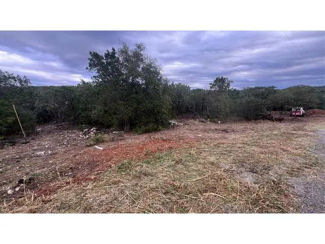 County Road 2475, Hondo, 